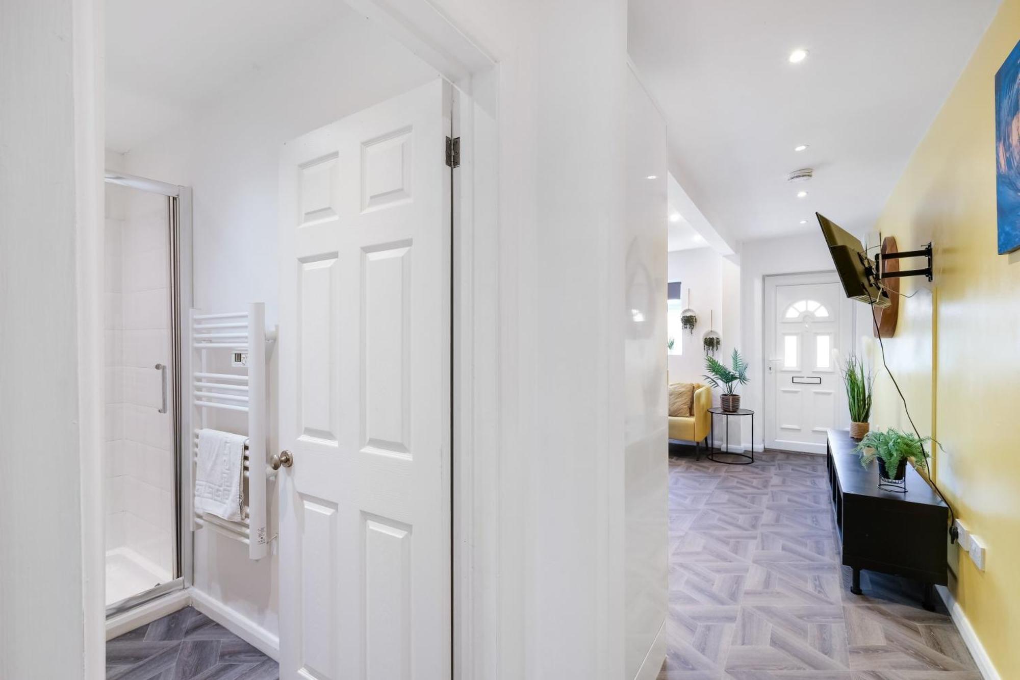 Kings House Apartment Hayes, West London Apt A Northolt  Exterior foto